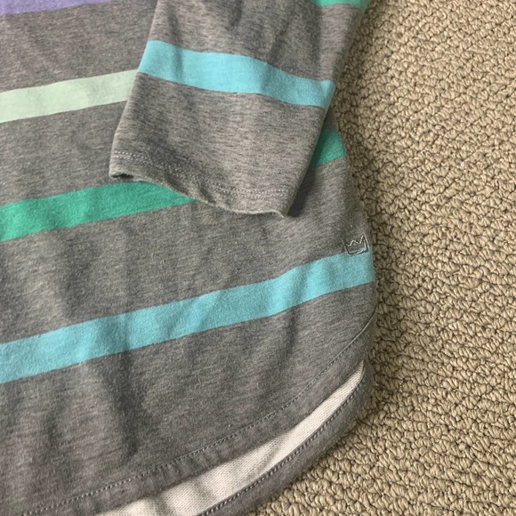 Cabana By Crown & Ivy Womens T-Shirt Size XL Gray Striped Baby Terry Pullover‎ - Picture 4 of 13